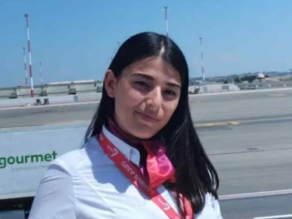Aurora Maniscalco, svolta nel caso dell'hostess morta a Vienna: indagato il fidanzato per istigazione al suicidio