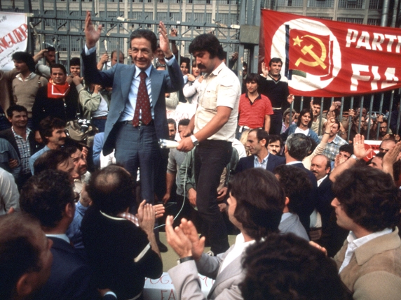 Enrico Berlinguer a Oriana Fallaci: «Il mio comunismo è ragionamento, non fede. Se avessi dubbi non li direi a lei (ma a me sì)»