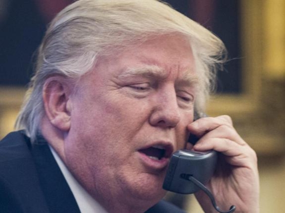 Kiev, tra Trump e Putin telefonata di un'ora: avanti con i negoziati. Lo zar al presidente Usa: «Non rinunciamo ai nostri obiettivi»