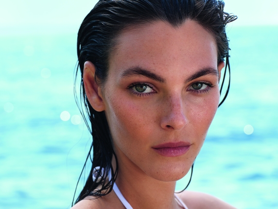 Vittoria Ceretti: «A 14 anni ero una ragazzina, a 18 per certi brand sembravo "vecchia". Come Naomi, sarò modella per sempre»
