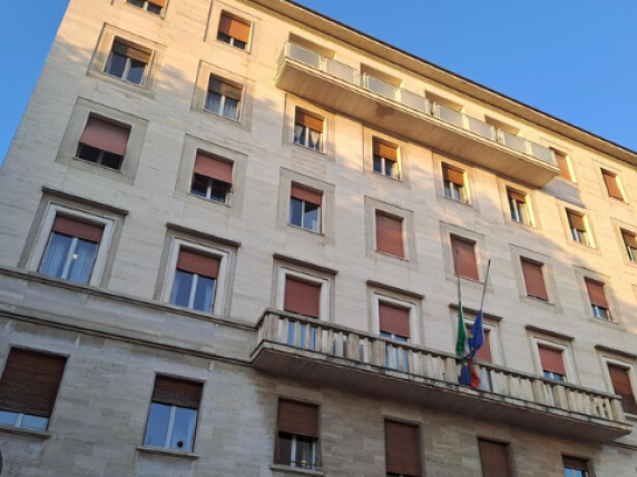 Il lavoro perso, la malattia: così il giudice ha cancellato il debito di 81 mila euro
