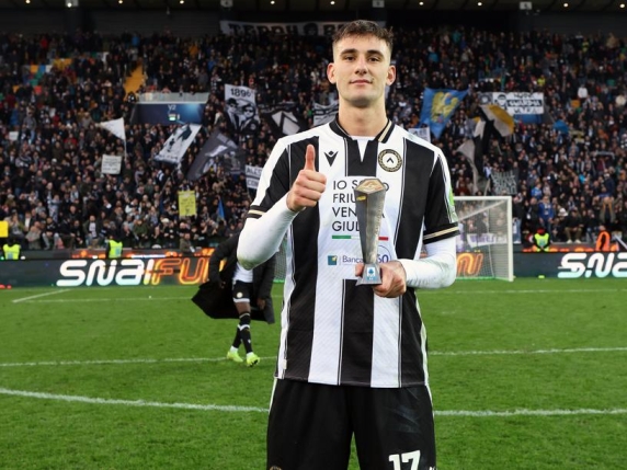 Napoli, la pressing su Lucca per battere l'Atalanta aspettando l'addio di  Osimhen; Inter, Sassuolo su Buchanan Diretta