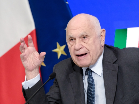 «Almasri, Nordio ha mentito: se ne vada». Le opposizioni contro il ministro della Giustizia 