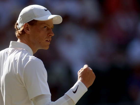 Sinner-Djokovic, il risultato della semifinale di Wimbledon: 6-3 6-3, 6-4, Jannik domina ed è in finale contro Alcaraz