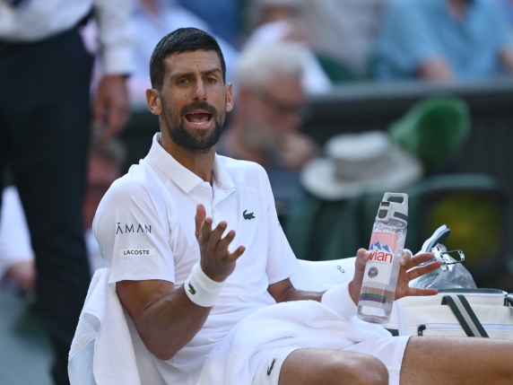 Sinner-Djokovic, il risultato della semifinale di Wimbledon: 6-3 6-3, 6-4, Jannik domina ed è in finale contro Alcaraz