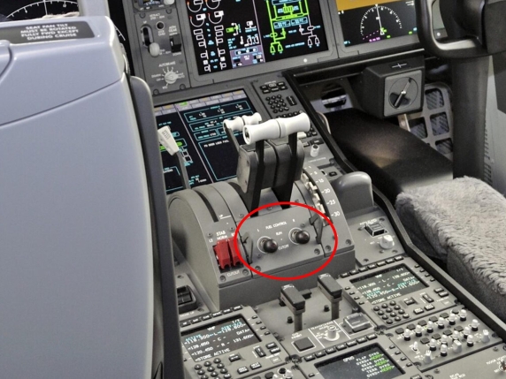 Volo Air India precipitato, i piloti Sumeet e Clive e l’indagine che vuole chiarire le loro ultime settimane