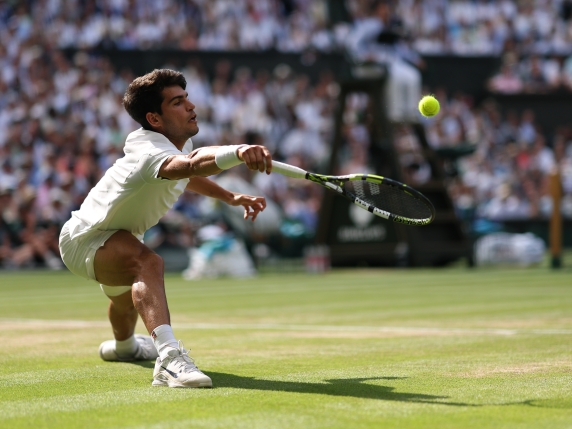 Sinner-Alcaraz, la diretta della finale di Wimbledon: 4-6; 6-4; 6-4; 6-4. Jannik vince a Londra