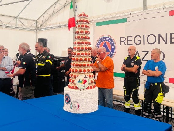 «Il sole bianco della speranza»: la torta di Federico Prodon dedicata al Giubileo dei Giovani