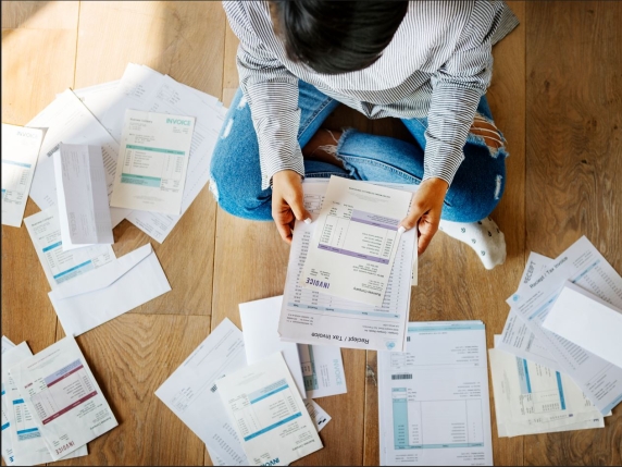 Decreto bollette, bonus ai redditi bassi e sconto alle imprese: ma c’è il nodo Ue | I tagli 