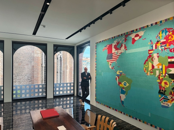 Casa Sanlorenzo a Venezia attira oltre 5.000 visitatori con l'installazione Breathtaking