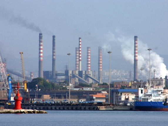 Crisi dell'Ilva: 5700 Lavoratori a Rischio, la Decarbonizzazione è il Principale Ostacolo