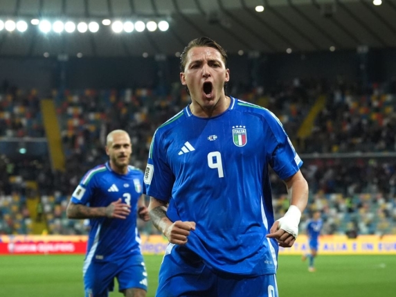 Italia-Israele 3-0. Una notte surreale di Italia-Israele tra elicotteri e facce pallide​Voti: super Gigio (8), Rasp. 5,5