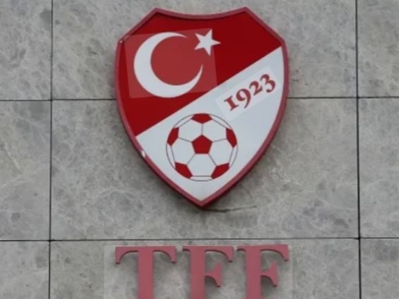 Scandalo scommesse in Turchia: 371 arbitri hanno conti online, 152 puntano spesso. Campionati a rischio