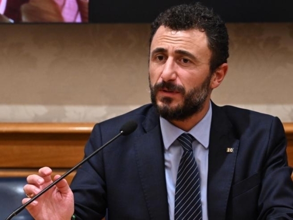 Condanna per il deputato Pozzolo: un anno e tre mesi per porto abusivo d'arma in un incidente di Capodanno