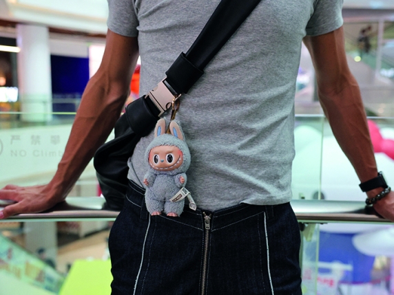 La Mascolinità Oggi: Una Riflessione Critica sui Modelli di Genere e le loro Implicazioni Sociali