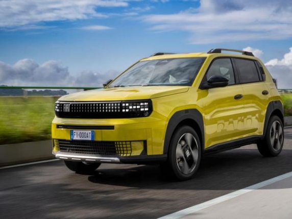 La corsa all'auto dell'anno 2026: la Fiat Grande Panda tra le sette finaliste