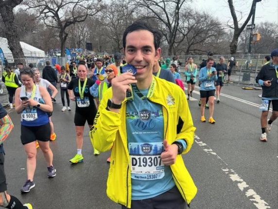 Don Luigi alla maratona di New York: un'esperienza unica e significativa per il parroco di San Patrick