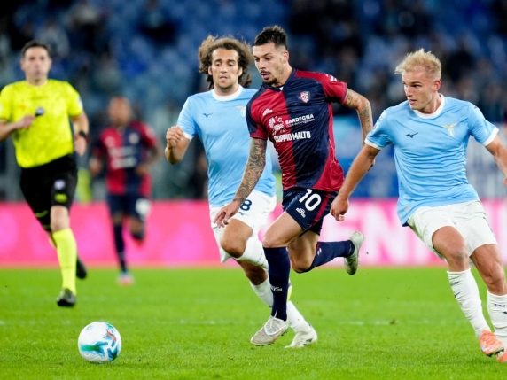Lazio trionfa sul Cagliari con un netto 2-0 grazie ai gol di Isaksen e Zaccagni, un risultato che potrebbe avere un impatto significativo sulla classifica della lega