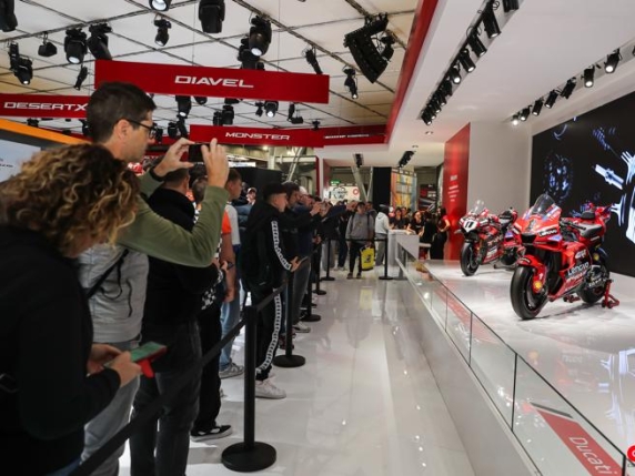 Eicma 2025 a Milano: il Salone delle Moto più Atteso dell'Anno si Apre con Novità e Innovazioni
