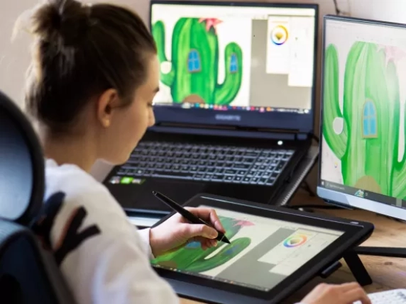 Tecnologia e Creatività: il Nuovo Podcast "Prima del Futuro" Esplora le Frontiere dell'Innovazione