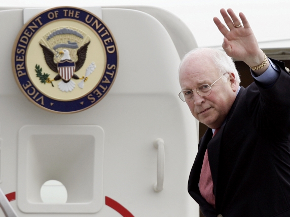 Addio a Dick Cheney, l'ex vicepresidente degli Stati Uniti scomparso all'età di 84 anni a causa di complicazioni da polmonite