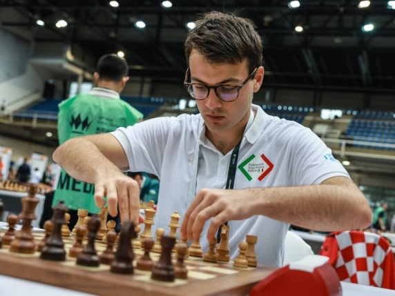 Lorenzo Lodici Stupisce il Mondo degli Scacchi con la Sua Impresa nella Coppa del Mondo a Goa