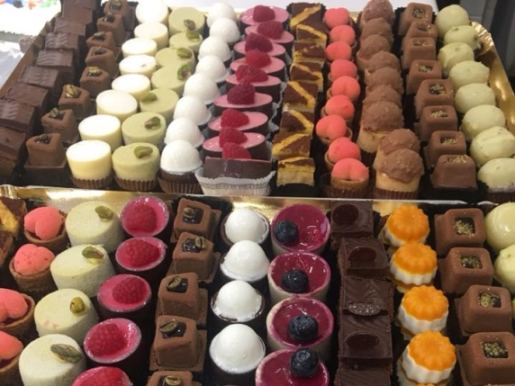 Torino e la Magia della Pasticceria Mignon: Una Tradizione Unica da Scoprire