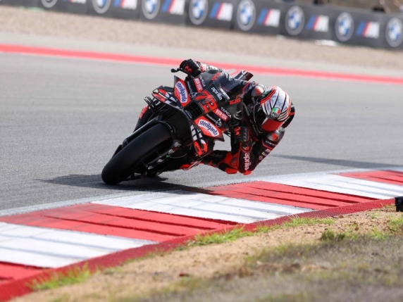 Vittoria Italiana nel MotoGp: Marco Bezzecchi su Aprilia Trionfa nel Gran Premio del Portogallo