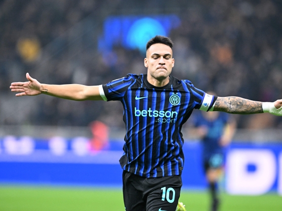 L'Inter Sfida la Lazio per Raggiungere la Vetta della Classifica con un Gol di Lautaro all'Inizio del Match