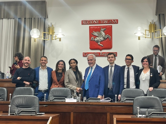 La nuova giunta Giani: giovani talenti al timone della Toscana