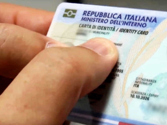 Nuova regola per la carta d'identità degli over 70: cosa cambia e come semplificherà la vita degli anziani