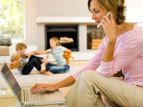 La manovra economica dimentica le donne: un'analisi critica delle disparità di genere