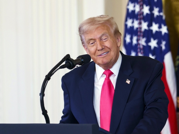 Trump: «Ho appena firmato la legge per divulgaretutti i file del caso Epstein»