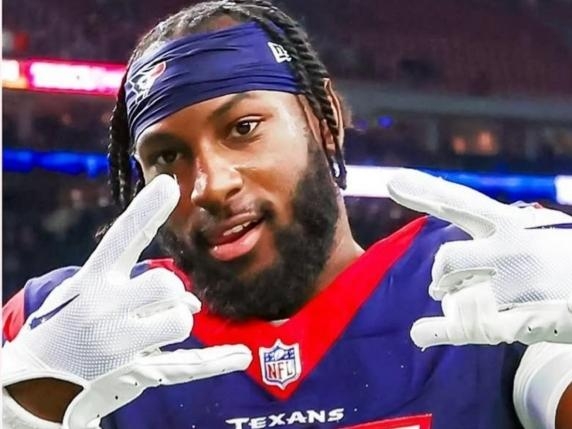 Sparatoria a New York: giocatore di football Kris Boyd gravemente ferito, SUV fuggente