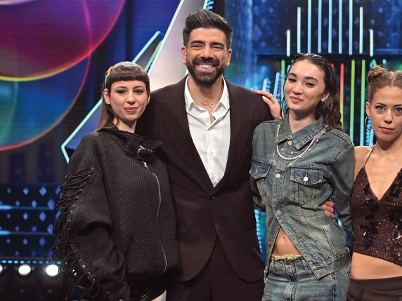 Sanremo Giovani 2025 torna stasera: nuovi cantanti in gara per il Festival di Sanremo