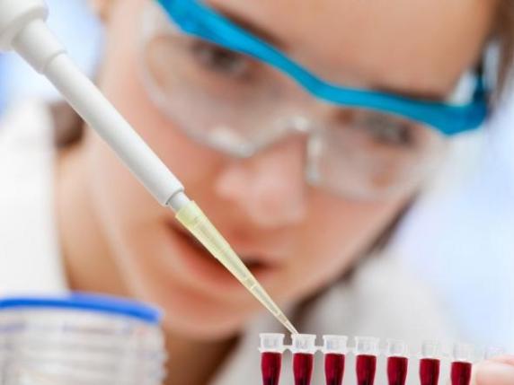 AIFA approva nuovo farmaco per la leucemia mieloide acuta FLT3‑ITD: raddoppia la sopravvivenza con chemioterapia