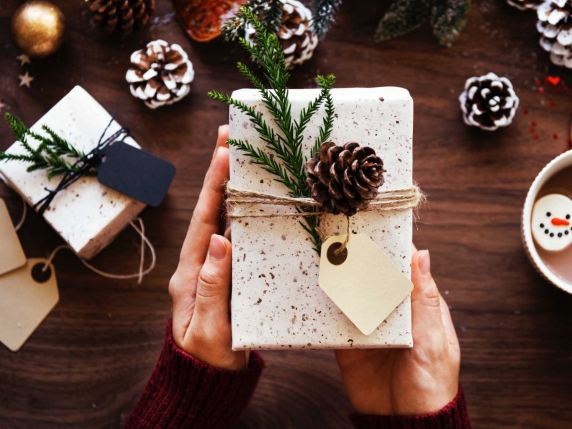 La pipa o la camicia a quadri Realizza anche tu i sognidegli anziani soli nelle Rsa