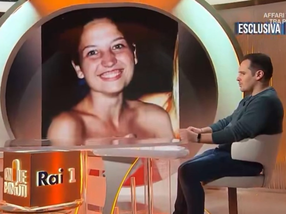 Delitto di Garlasco, Sempio: «C'è accanimento, non ho una vita, sto chiuso nella mia cameretta. Spero nella buona fede» Delitto di Garlasco, Sempio: «C'è accanimento, non ho una vita, sto chiuso nella mia cameretta. Spero nella buona fede»