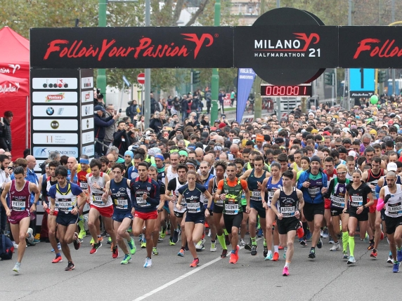 Milano21: 15.000 corridori pronti a sfidare la mezza maratona a Milano