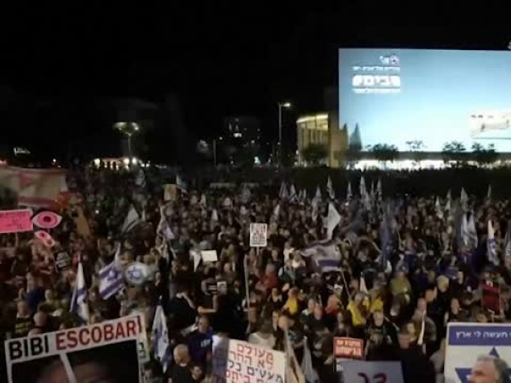 Migliaia di Tel Aviv chiedono indagine sul 7 ottobre 2023