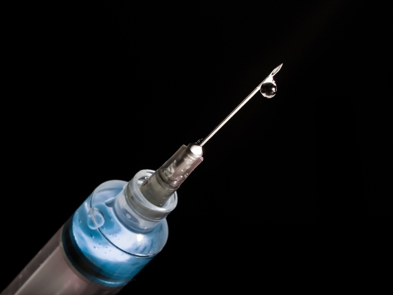 Milioni di aghi di acciaio in chirurgia estetica: le risorse metalliche classificate come critiche