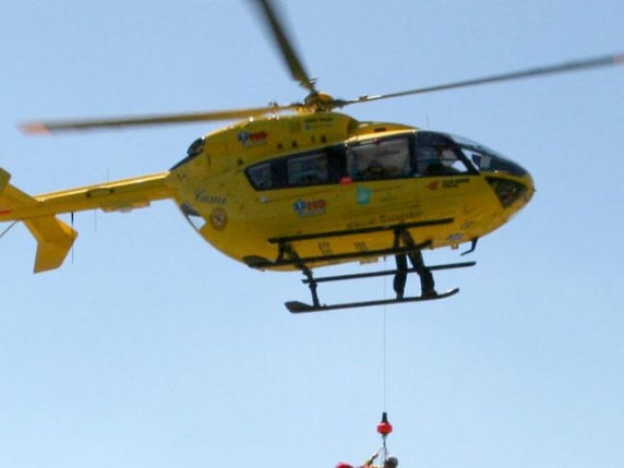 Nove sciatori colpiti da una valanga: «Erano fuoripista»