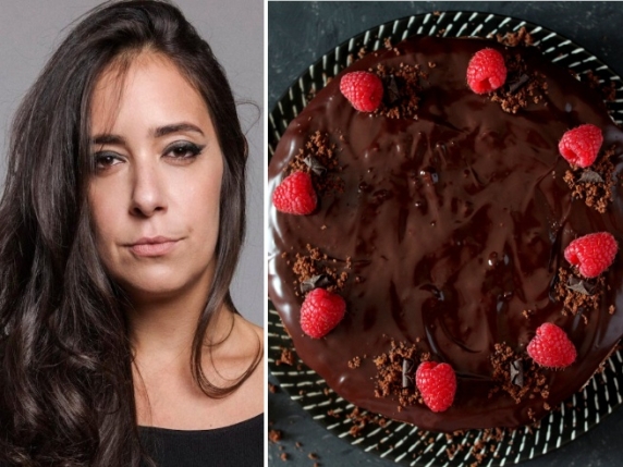 Cucinare una torta per affrontare la differenza tra amore e amicizia