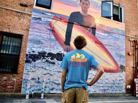 BasicNet compra il marchio di costumi surf Sundek per 33,5 milioni di euro