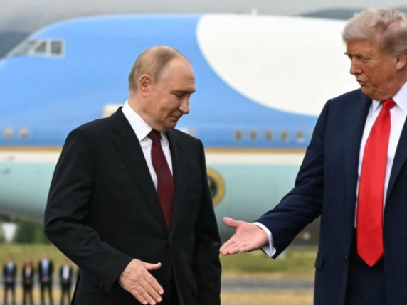 Mosca: 'Noi in linea con Usa, ma modifiche al piano di pace'. Trump Jr: mio padre potrebbe sfilarsi. Delirio Musk: "Ue è quarto Reich" Mosca: 'Noi in linea con Usa, ma modifiche al piano di pace'. Trump Jr: mio padre potrebbe sfilarsi. Delirio Musk: "Ue è quarto Reich"