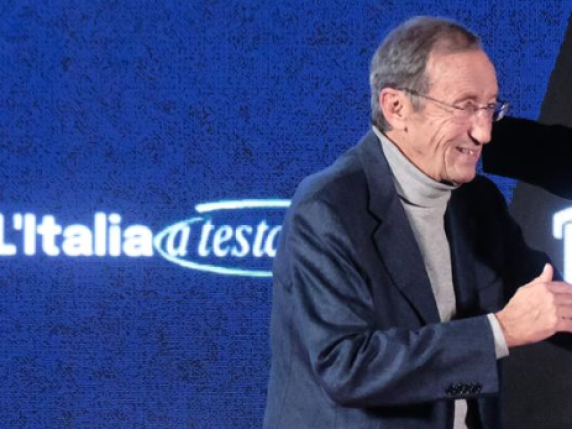 Fini ad Atreju: «Mio errore sciogliere An, Meloni ha ricostruito questa comunità» Fini ad Atreju: «Mio errore sciogliere An, Meloni ha ricostruito questa comunità»