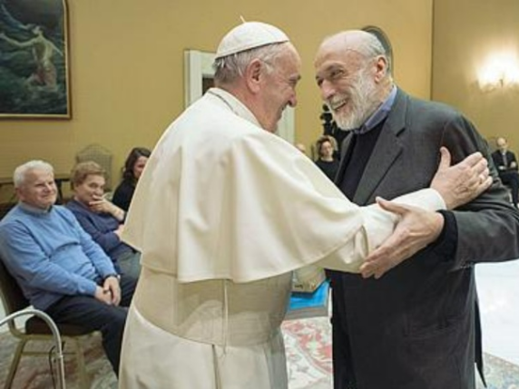 Carlin Petrini: «Slow Food? Non ci sarebbe senza i McDonald’s. L'Avvocato mi prestò il suo jet. E a Bergoglio spedivo gli agnolotti» Carlin Petrini: «Slow Food? Non ci sarebbe senza i McDonald’s. L'Avvocato mi prestò il suo jet. E a Bergoglio spedivo gli agnolotti»