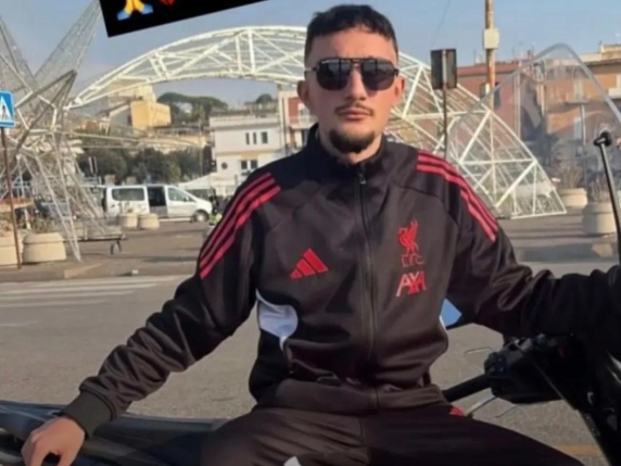 Morto a 16 anni durante il tragitto verso la scuola: la madre avverte sul pericolo dello scooter