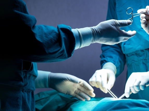 Ha un infarto alla Vigilia di Natale: donna di 104 anni operata e salvata