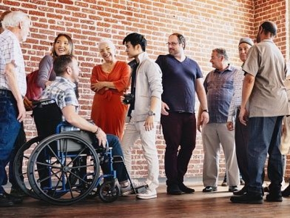 Disabilità e cultura del “tu”: perché l’inclusione richiede più di una semplice integrazione